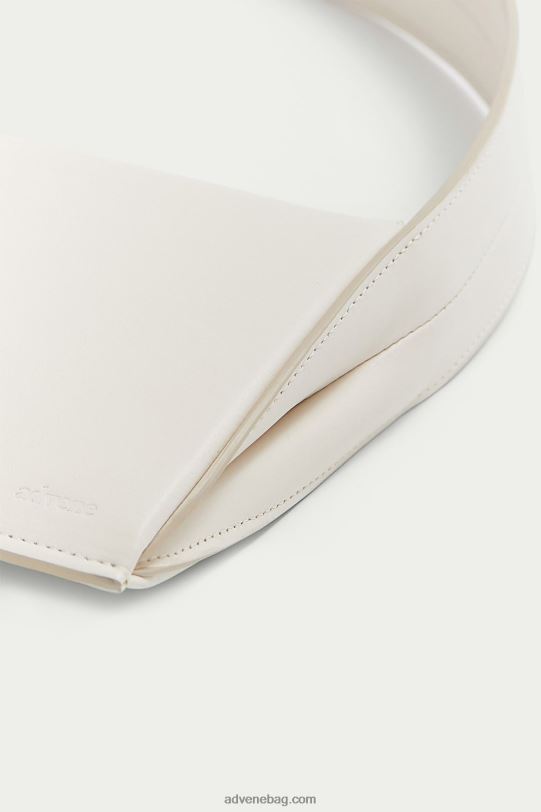 Cream Edge Advene 2662D20