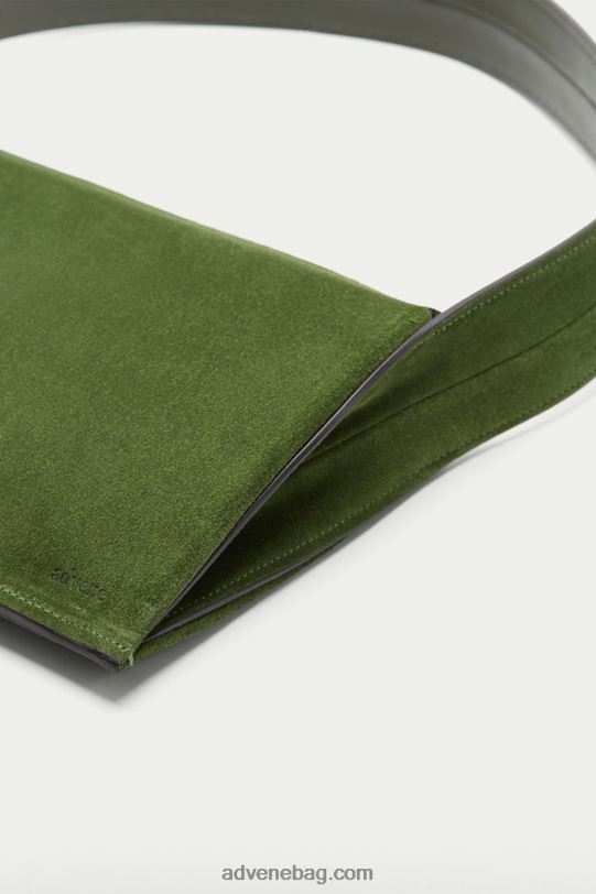Moss Edge Advene 2662D25